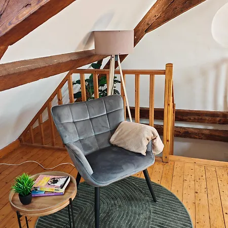 Charmante Altbau Maisonette Im Zentrum